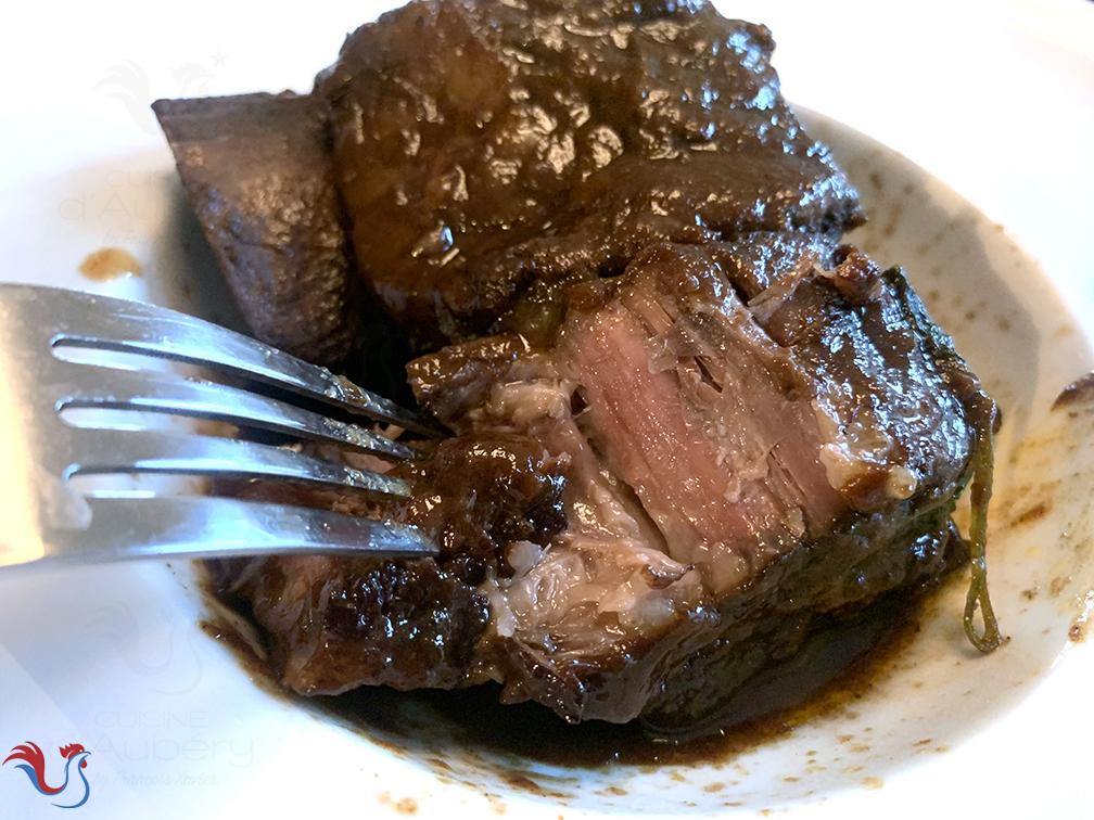 Les Côtes de Boeuf Braisées, sauce réduite