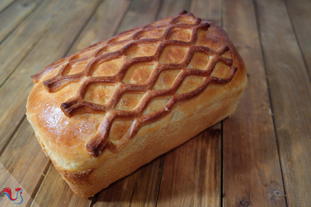 Lyonnaise Sausage in Brioche (“Saucisson Brioché”)