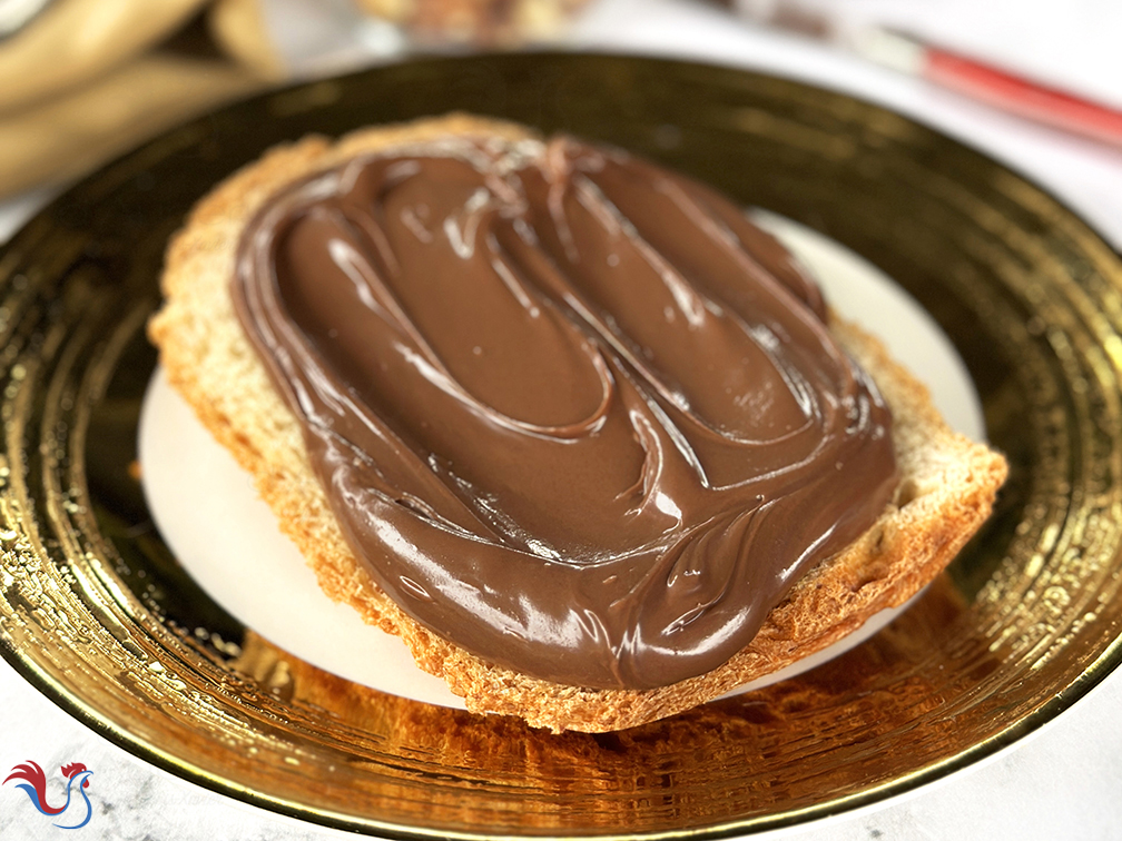 Hazelnut Chocolate Spread (homemade Nutella)