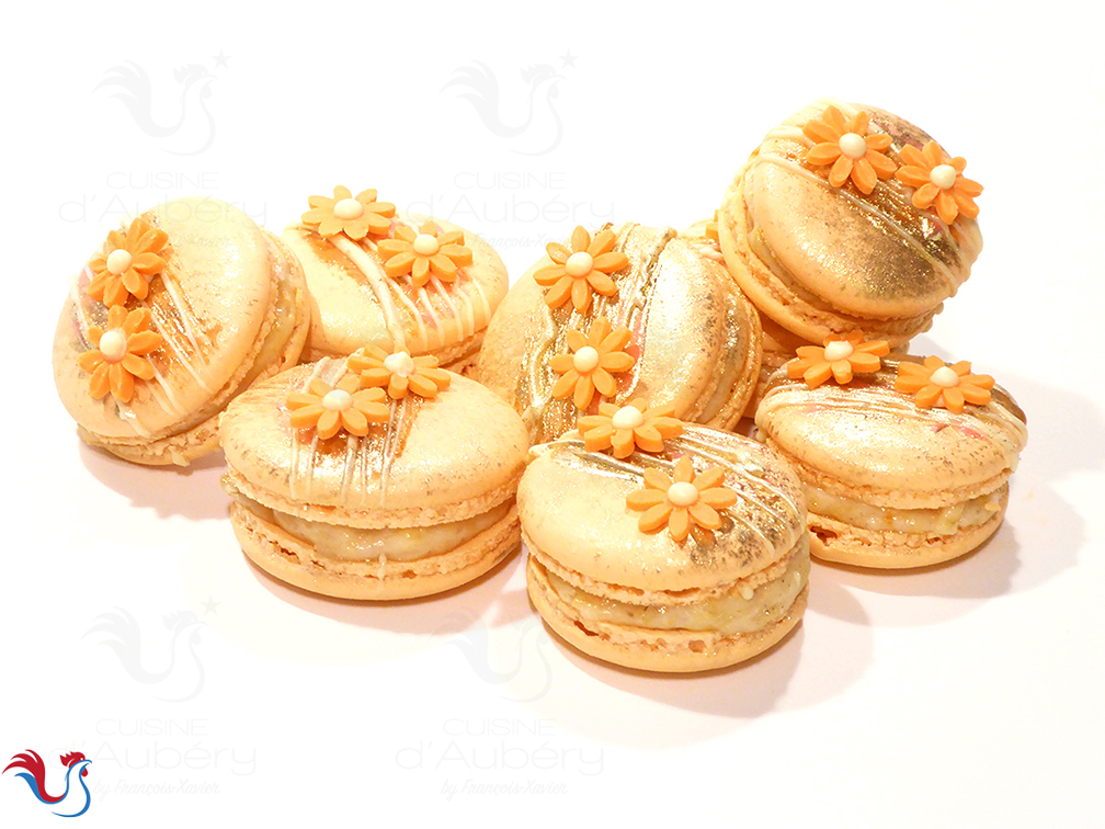 Les Macarons Pêche Abricot de Pierre Hermé