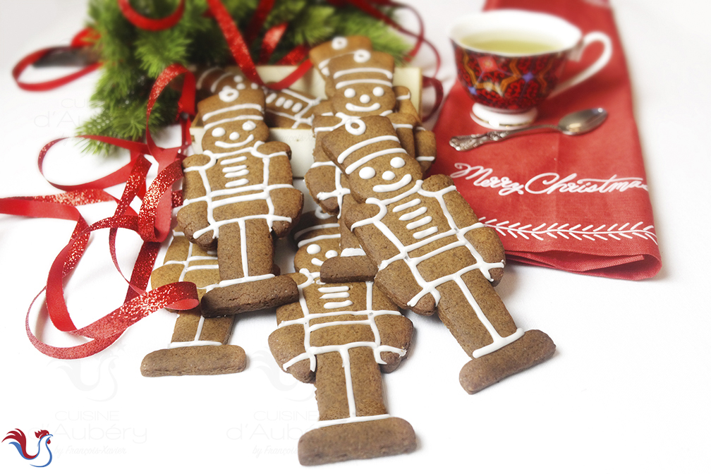 Les Biscuits aux épices de Noël (comme à Cheverny, chez Tintin)