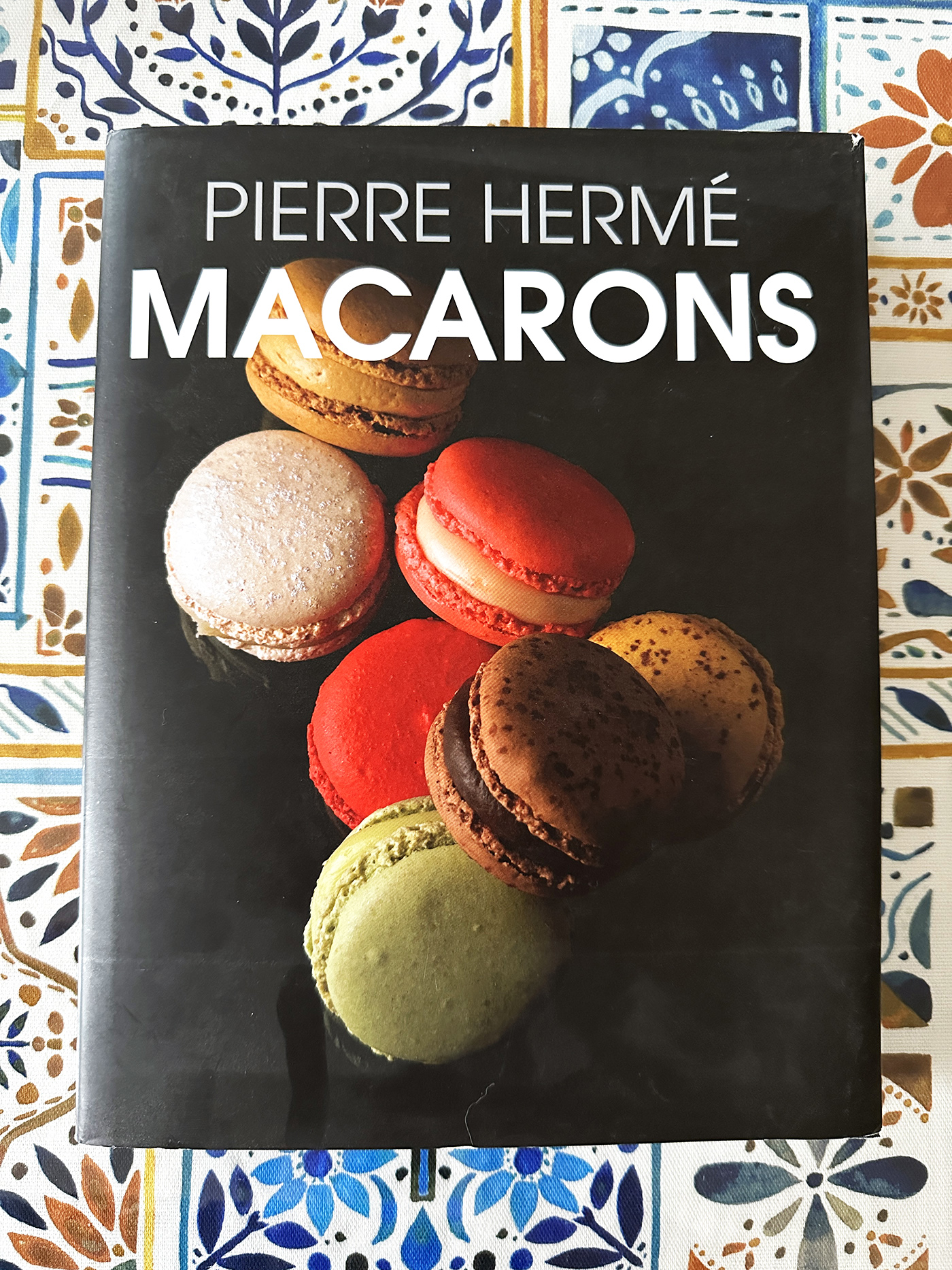 Les Macarons Café de Pierre Hermé